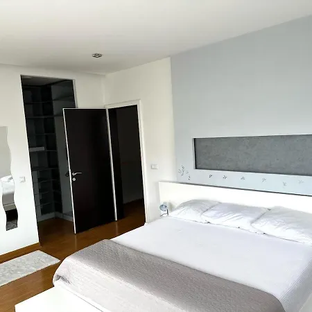 Triplex With Garden And Parking Belgrade