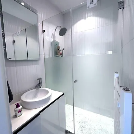 Triplex With Garden And Parking * Belgrade